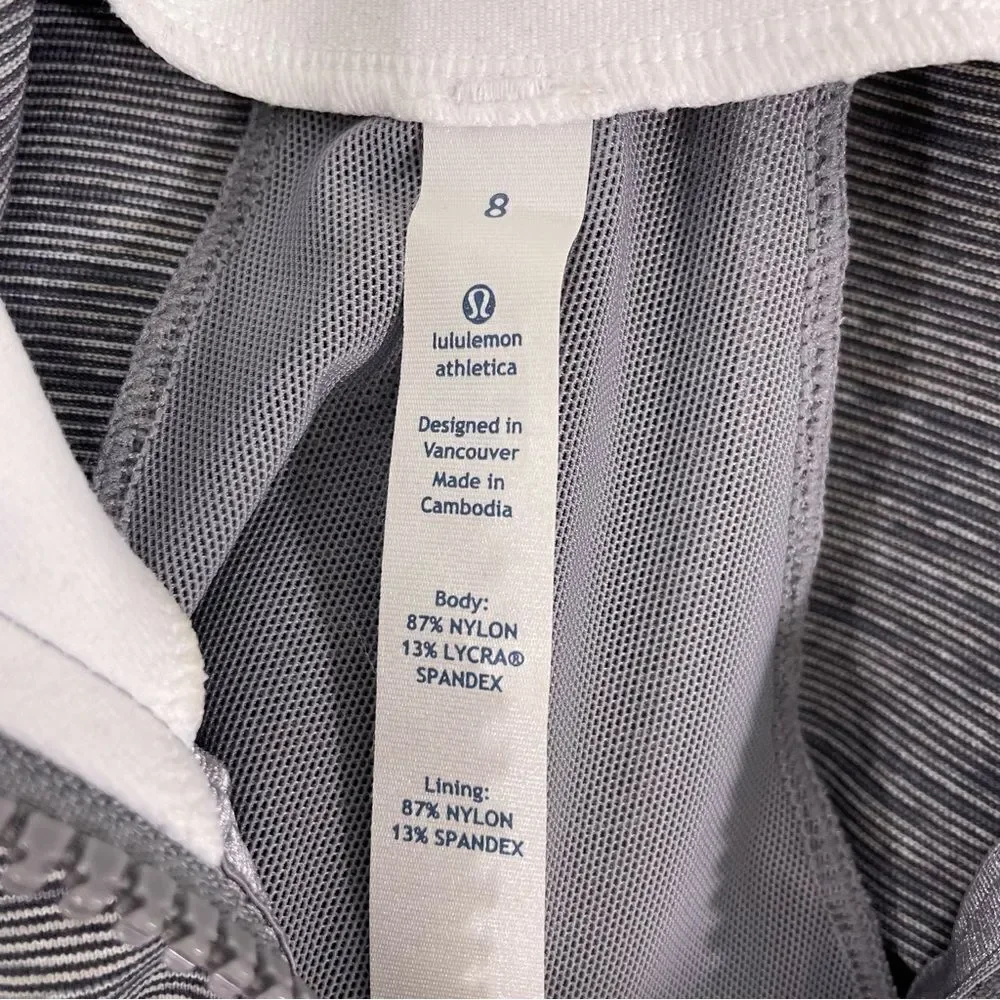 Lululemon Striped Grey & White Zip Up Work‎ Out Define Jacket Size 8